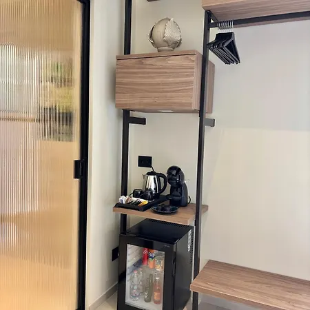 Settanni Nocleg ze śniadaniem 4*