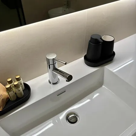 Nocleg ze śniadaniem Settanni 4*